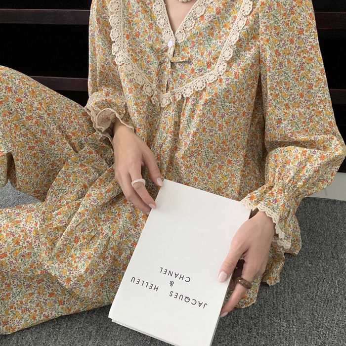 91家纺网 家纺一手货源 找家纺 （总）妍景家居生活馆 2025新款82879-韩系V领碎花蝴蝶结套装