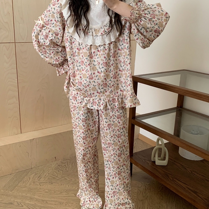 91家纺网 家纺一手货源 找家纺 （总）妍景家居生活馆 2025新款82890-韩系方领蕾丝边碎花套装