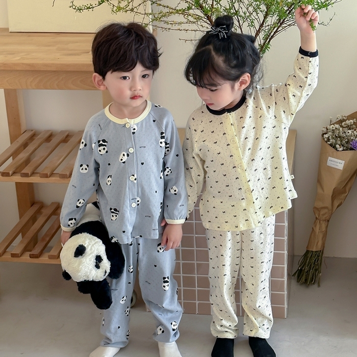 妍景家居生活馆 2025新款儿童针织开衫 黑色蝴蝶结+蓝底熊猫