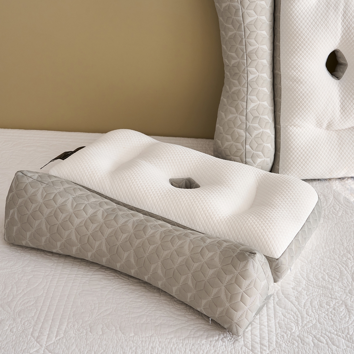 91家纺网 家纺一手货源 找家纺 乐可 2025新款科技护耳组合枕枕头枕芯 科技护耳组合枕-K1灰