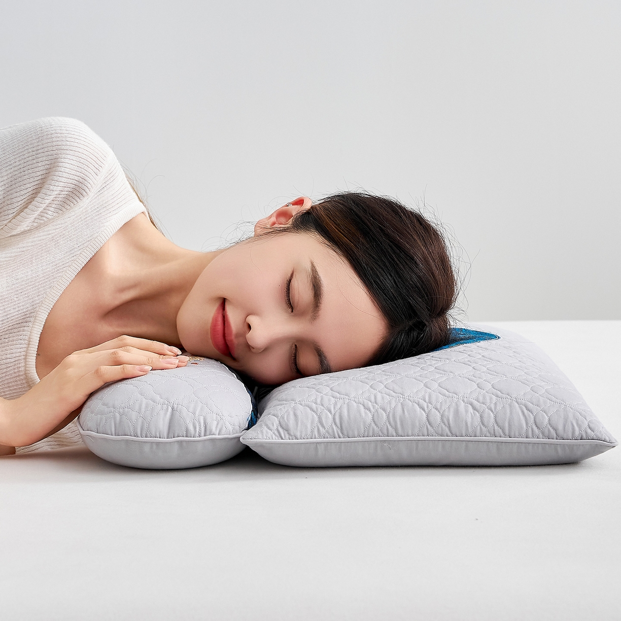 91家纺网 家纺一手货源 找家纺 乐可 2025新款金荞子二合一枕枕头枕芯 金荞子套装-灰