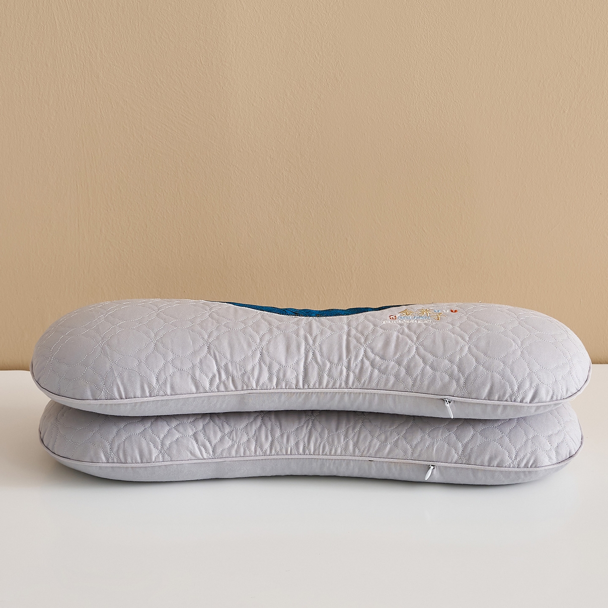 91家纺网 家纺一手货源 找家纺 乐可 2025新款金荞子二合一枕枕头枕芯 金荞子-灰骨头枕