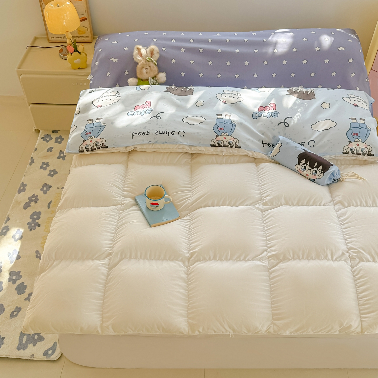 91家纺网 家纺一手货源 找家纺 柒星睡袋 2025新款新升级mini收纳袋印花系列隔脏睡袋 小小侦探