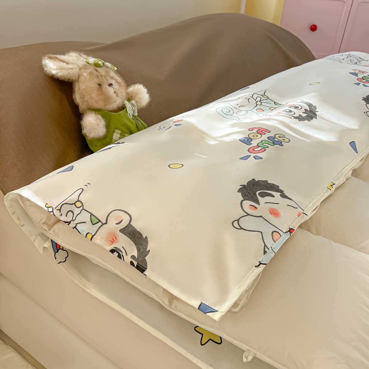 91家纺网 家纺一手货源 找家纺 柒星睡袋 2025新款新升级mini收纳袋印花系列隔脏睡袋 快乐男孩