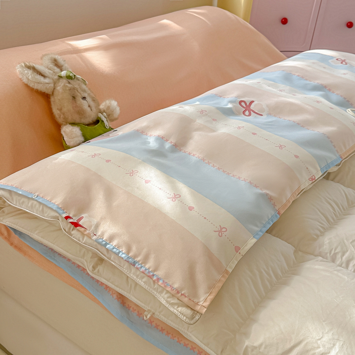 91家纺网 家纺一手货源 找家纺 柒星睡袋 2025新款新升级mini收纳袋印花系列隔脏睡袋 海军小狗