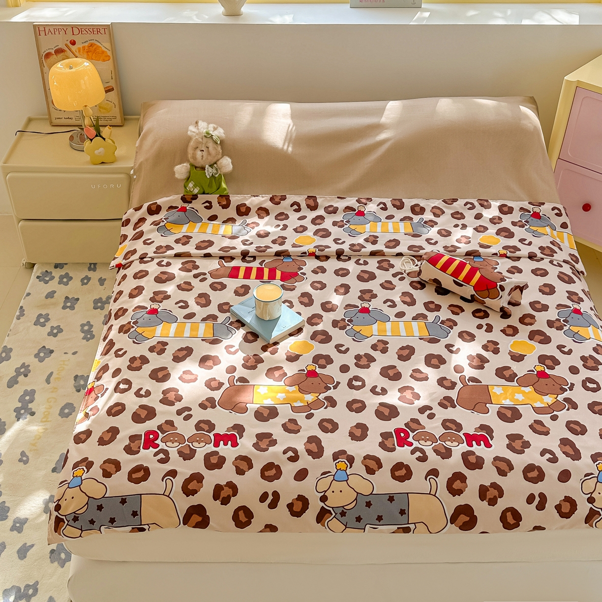 91家纺网 家纺一手货源 找家纺 柒星睡袋 2025新款新升级mini收纳袋印花系列隔脏睡袋 豹纹腊肠