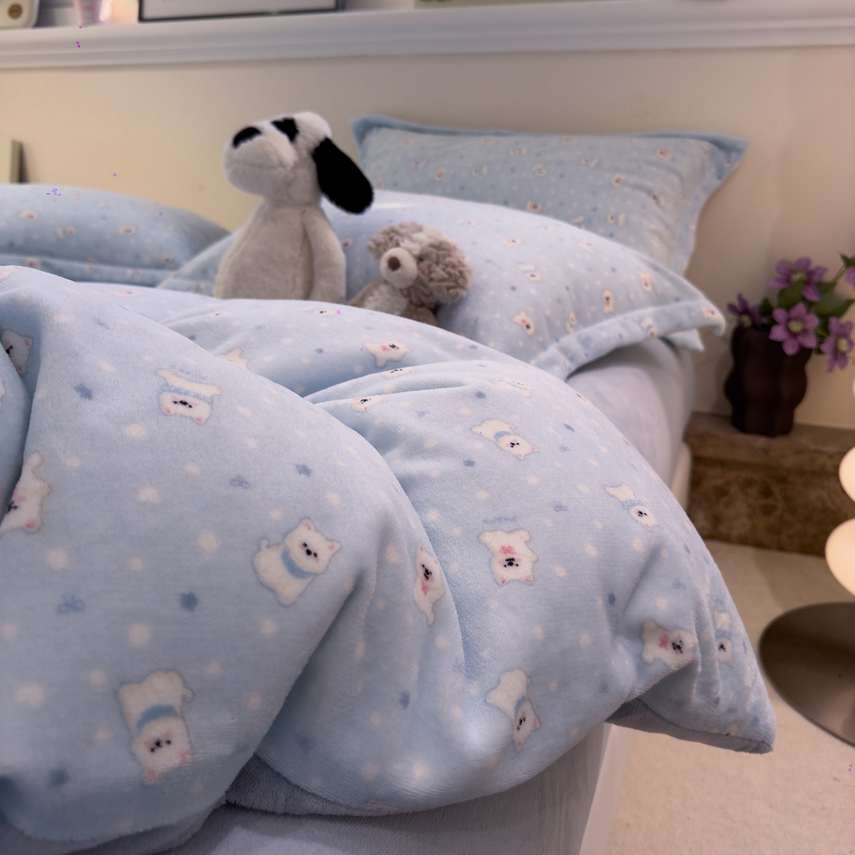 91家纺网 家纺一手货源 找家纺 慕尚家纺 2025新款高克重田园花卉类加厚牛奶绒3.5kg四件套 泡芙小狗