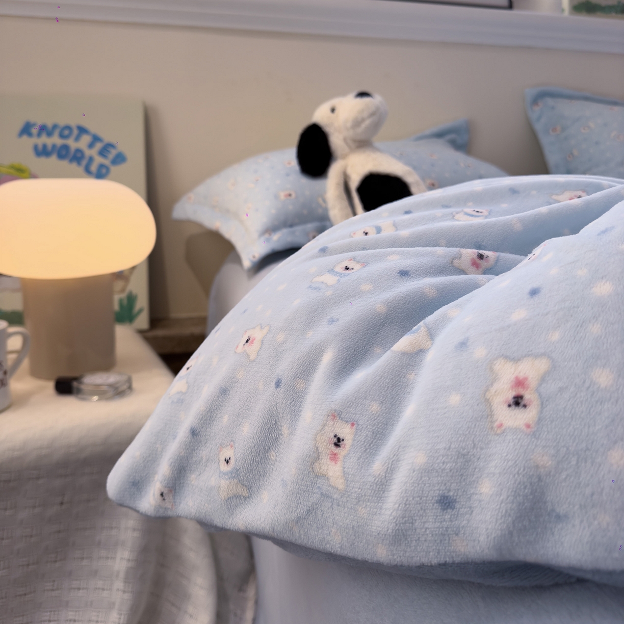 91家纺网 家纺一手货源 找家纺 慕尚家纺 2025新款田园花卉类印花牛奶绒高克重单被套 泡芙小狗