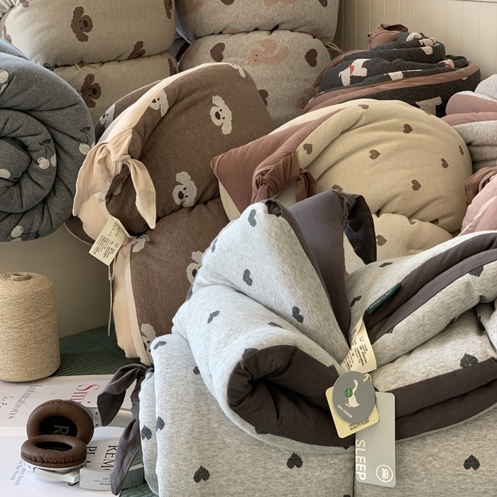 91家纺网 家纺一手货源 找家纺 汇庭 2025秋冬新款小耳朵色织春秋被子被芯系列 组合图仅供参考