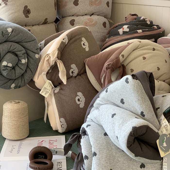 91家纺网 家纺一手货源 找家纺 汇庭 2025秋冬新款小耳朵色织春秋被子被芯系列 组合图仅供参考