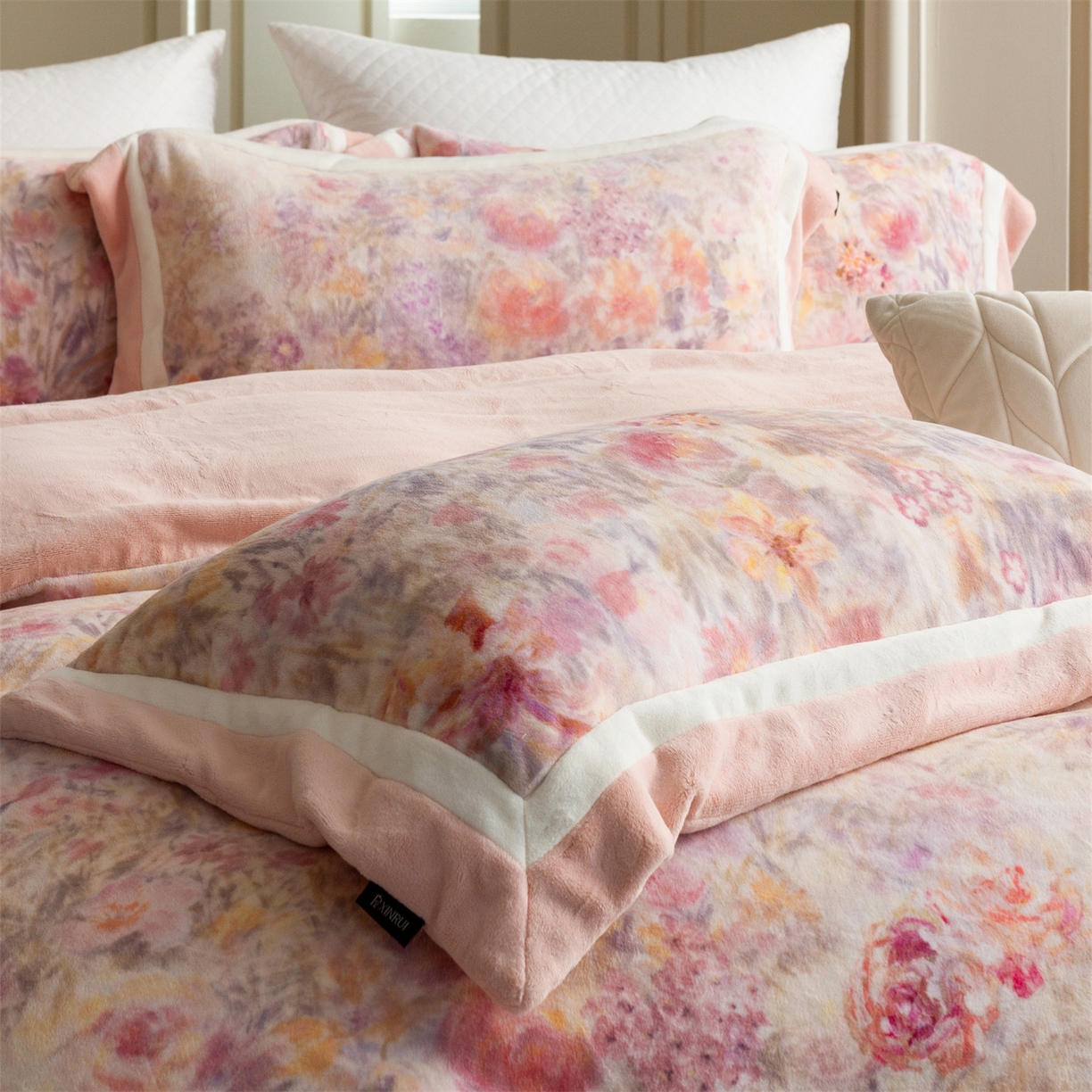 91家纺网 家纺一手货源 找家纺 （总）馨蕊 2025新款意大利进口雕花绒拼角工艺秋冬轻奢煦暖绒系列- 绒兰蔻 会员-10【券后控价298/318】