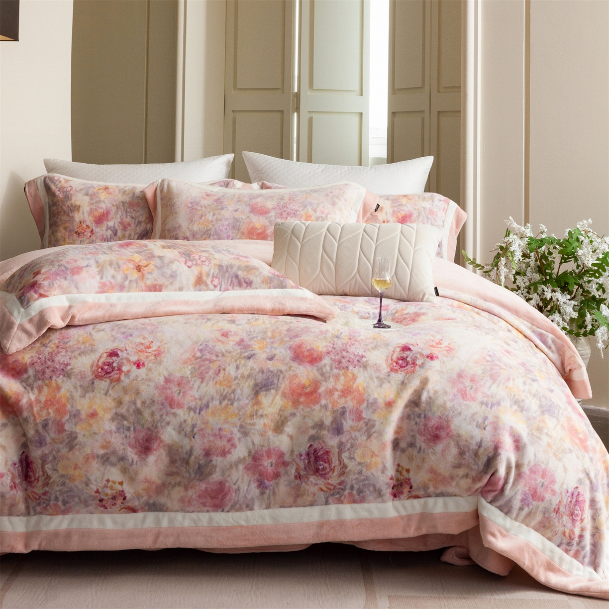 91家纺网 家纺一手货源 找家纺 （总）馨蕊 2025新款意大利进口雕花绒拼角工艺秋冬轻奢煦暖绒系列- 绒兰蔻 会员-10【券后控价298/318】