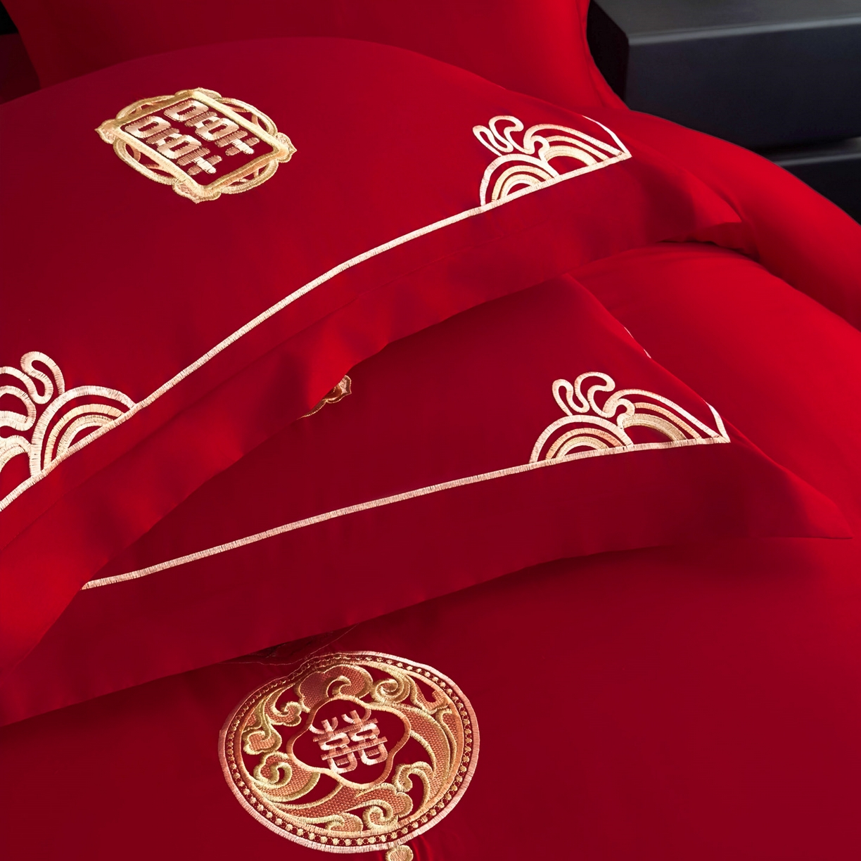 91家纺网 家纺一手货源 找家纺 （总）娇伊诗婚庆 2025新款刺绣工艺全棉婚庆四件套系列