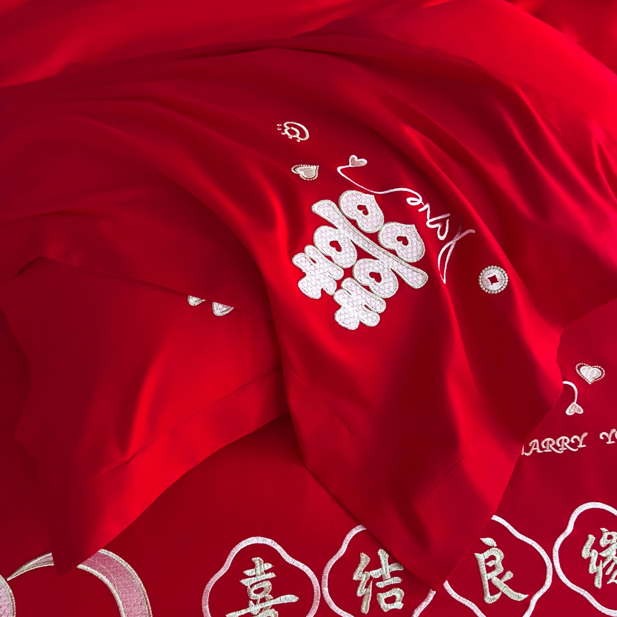 91家纺网 家纺一手货源 找家纺 娇伊诗婚庆 2025新款刺绣工艺全棉婚庆四件套系列 喜结良缘