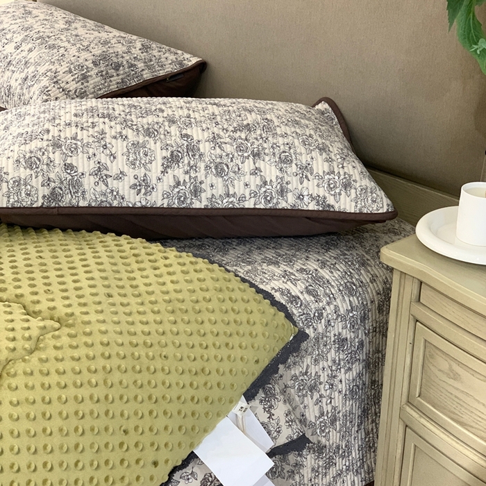 91家纺网 家纺一手货源 找家纺 （总）2024新款舒适床盖三件套-实拍