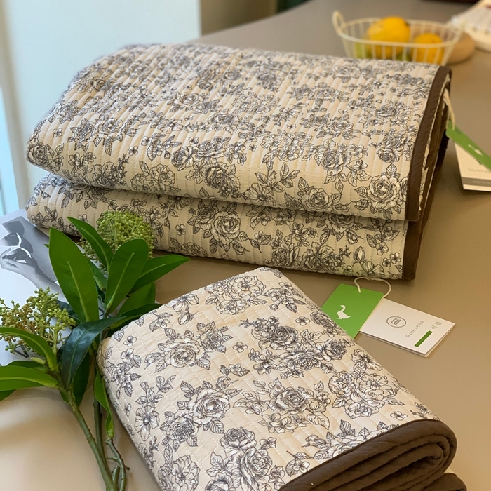 91家纺网 家纺一手货源 找家纺 （总）2024新款舒适床盖三件套-实拍