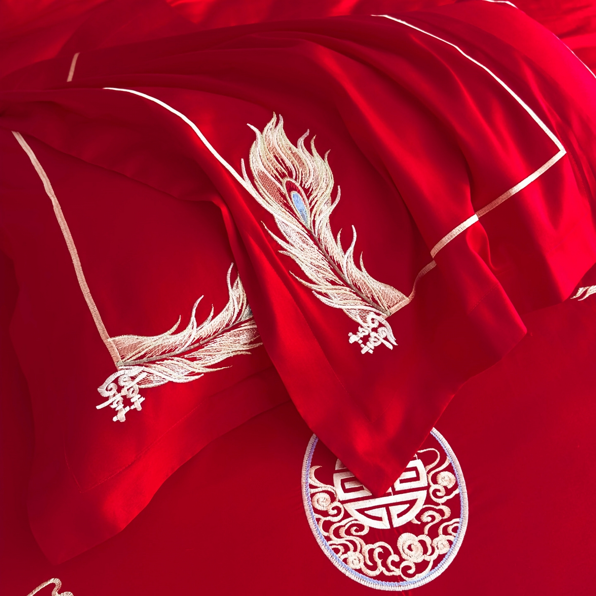 91家纺网 家纺一手货源 找家纺 娇伊诗婚庆 2025新款刺绣工艺全棉婚庆四件套系列 龙章凤姿