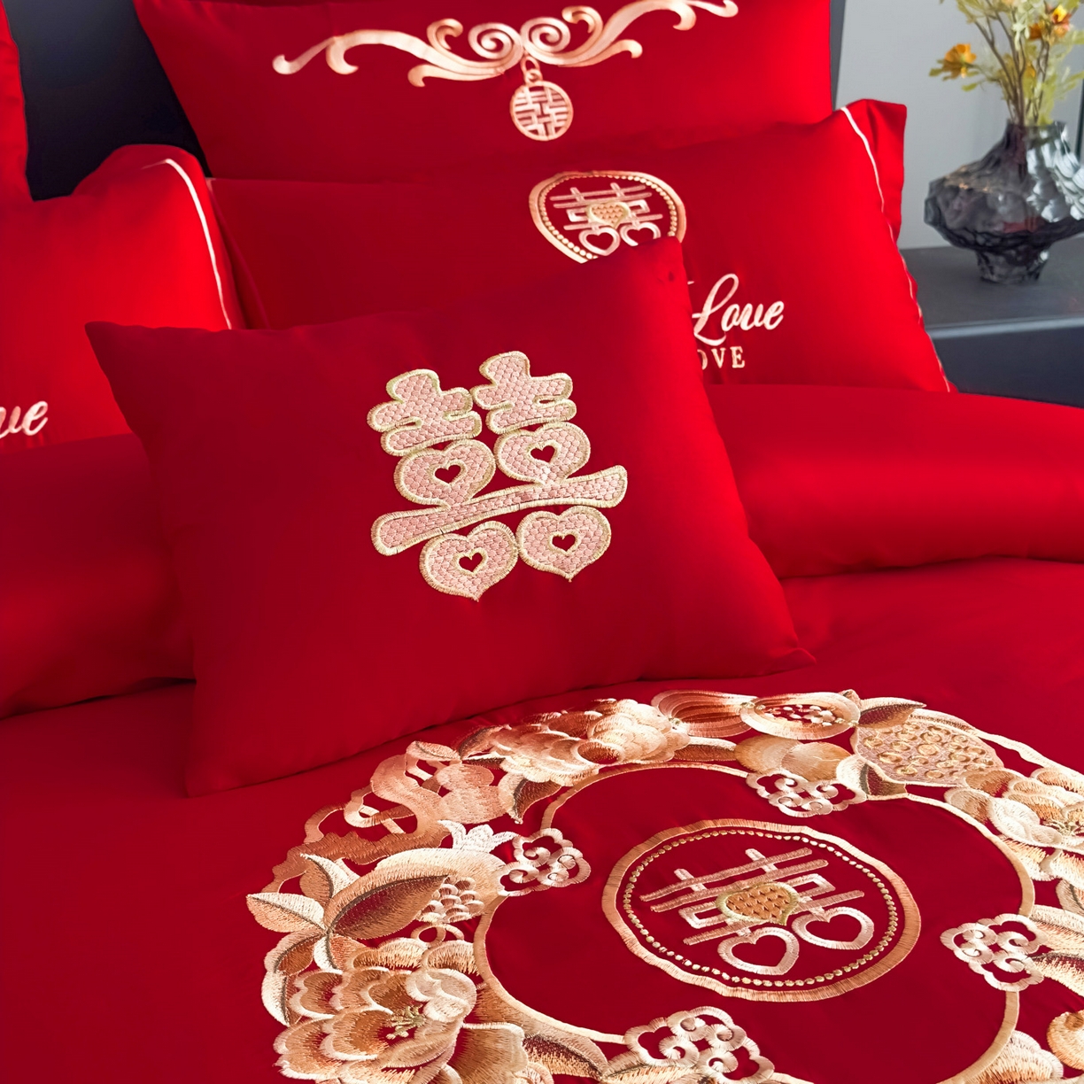 91家纺网 家纺一手货源 找家纺 娇伊诗婚庆 2025新款刺绣工艺全棉婚庆四件套系列 福满姻缘