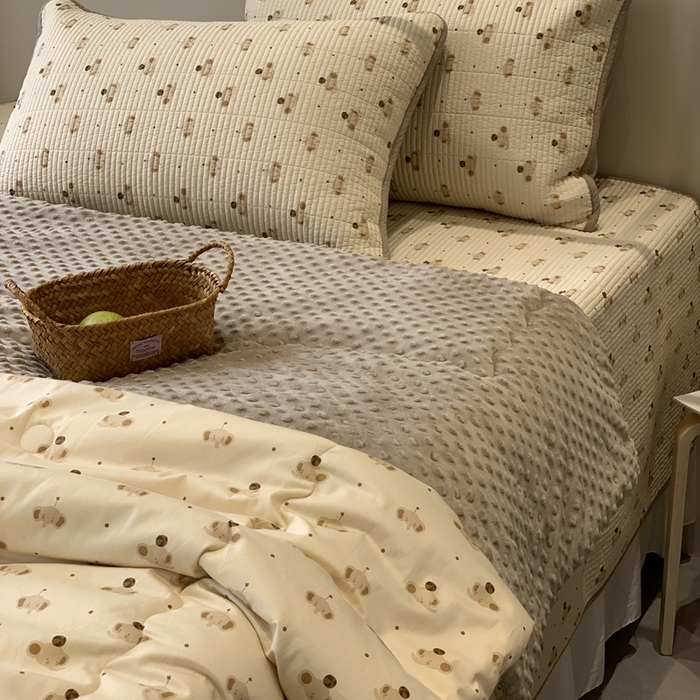 91家纺网 家纺一手货源 找家纺 2024新款舒适床盖三件套-实拍 咖啡小象