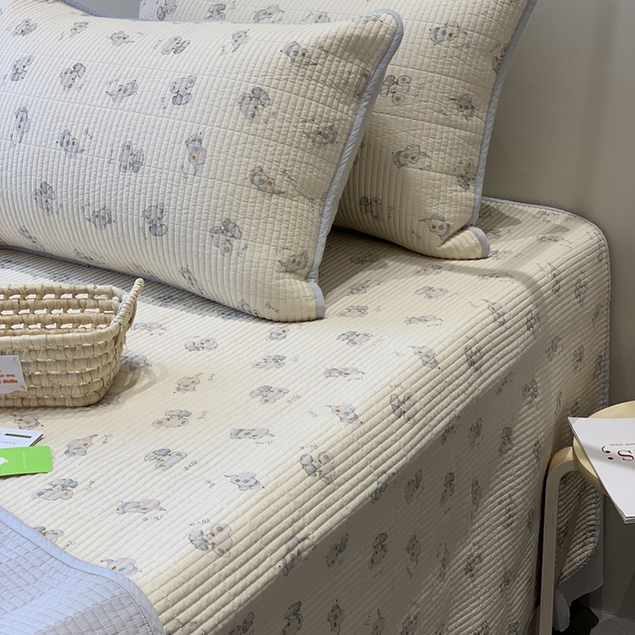 91家纺网 家纺一手货源 找家纺 2024新款舒适床盖三件套-实拍 蓝务象庄园