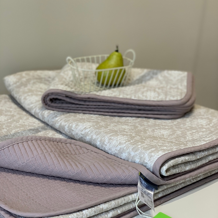 91家纺网 家纺一手货源 找家纺 2024新款舒适床盖三件套-实拍 罗森紫