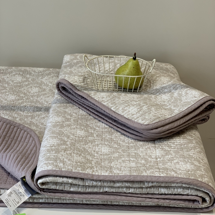 91家纺网 家纺一手货源 找家纺 2024新款舒适床盖三件套-实拍 罗森紫