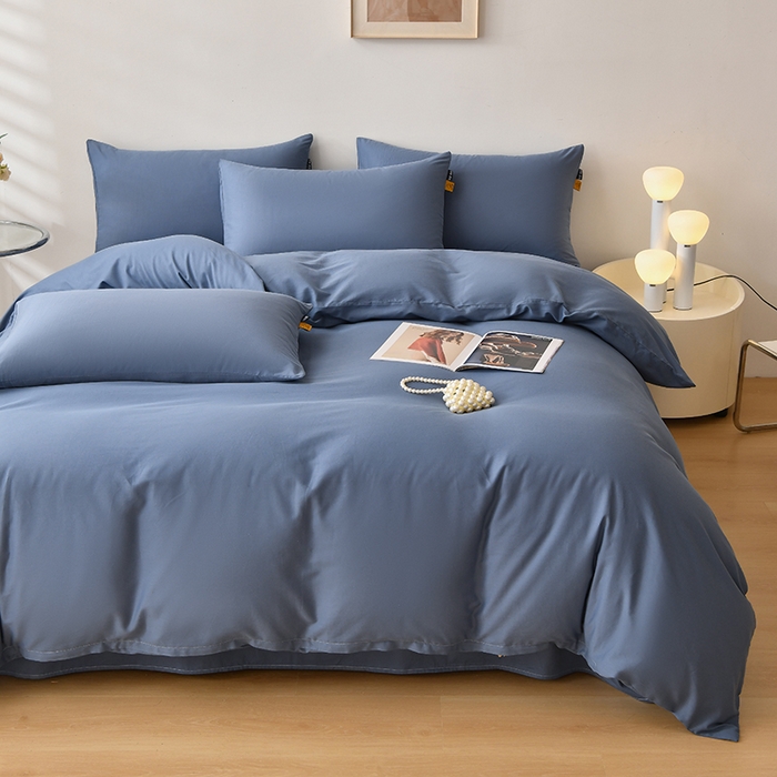 91家纺网 家纺一手货源 找家纺 宇彬家纺 2026直播热款A类13374全棉母婴级一字绣宽边枕套被套纯色四件套贡缎新疆长绒匹马棉轻奢-单被套 眠系列-宾利蓝