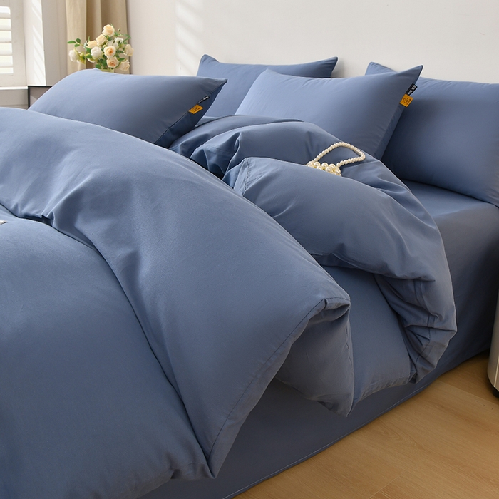 91家纺网 家纺一手货源 找家纺 宇彬家纺 2026直播热款A类13374全棉母婴级一字绣宽边枕套被套纯色四件套贡缎新疆长绒匹马棉轻奢-单被套 眠系列-宾利蓝