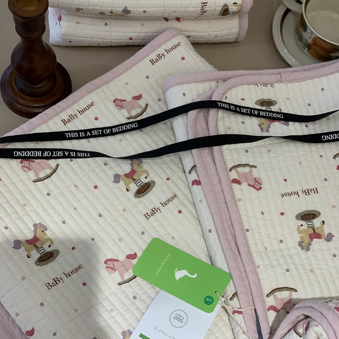 91家纺网 家纺一手货源 找家纺 2024新款舒适床盖三件套-实拍 奇奇小马