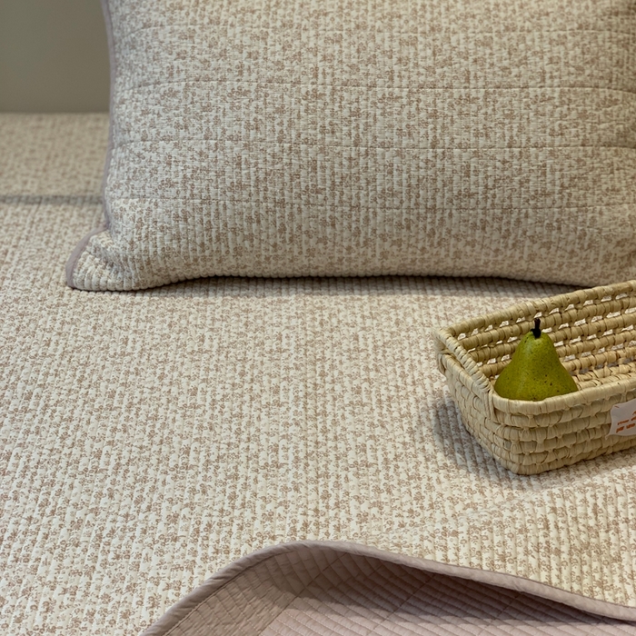 91家纺网 家纺一手货源 找家纺 2024新款舒适床盖三件套-实拍 素颜粉庄园