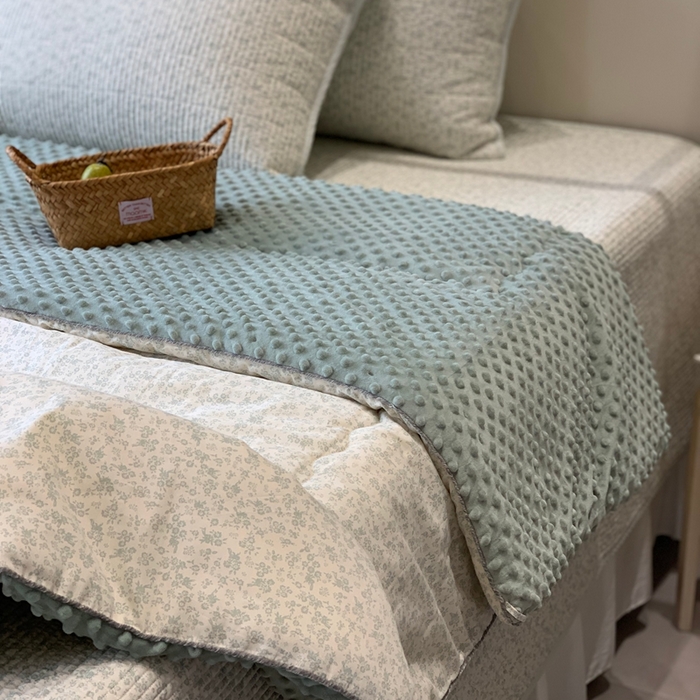 91家纺网 家纺一手货源 找家纺 2024新款舒适床盖三件套-实拍 素颜绿庄园