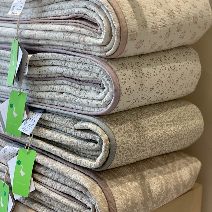 91家纺网 家纺一手货源 找家纺 2024新款舒适床盖三件套-实拍 组合图仅供参考