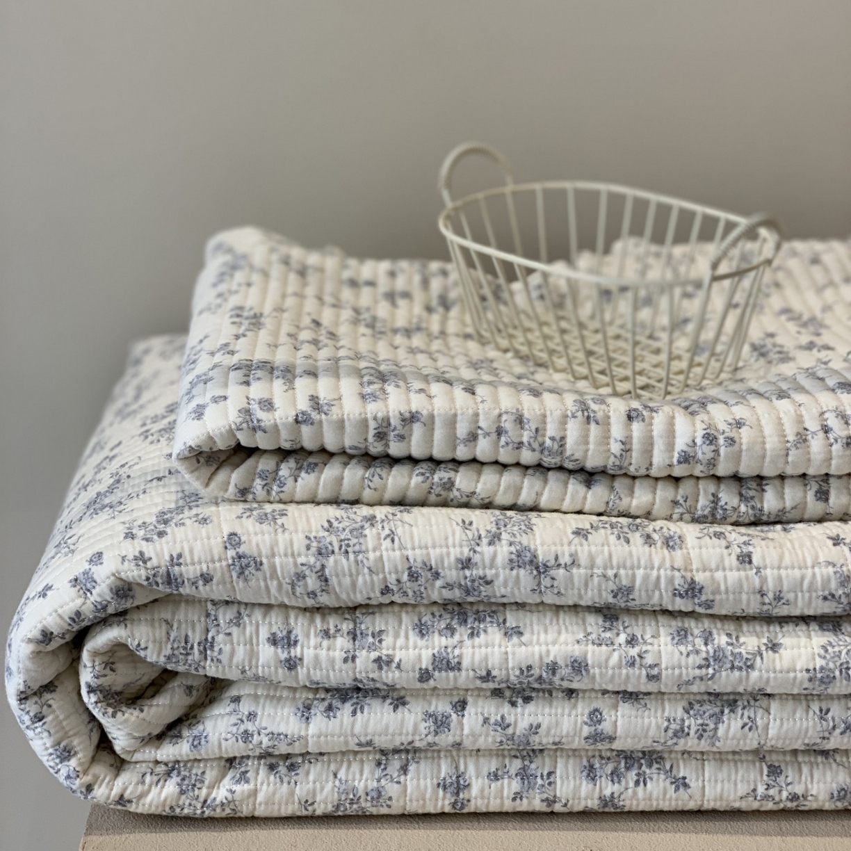 91家纺网 家纺一手货源 找家纺 （总）汇庭 2025秋冬新款芳菲庄园床盖三件套系列