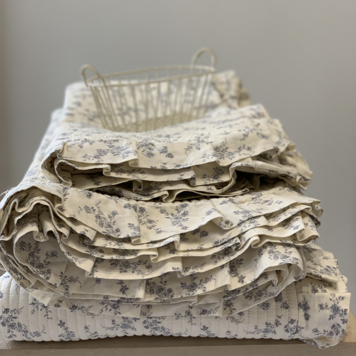 91家纺网 家纺一手货源 找家纺 （总）汇庭 2025秋冬新款芳菲庄园床盖三件套系列