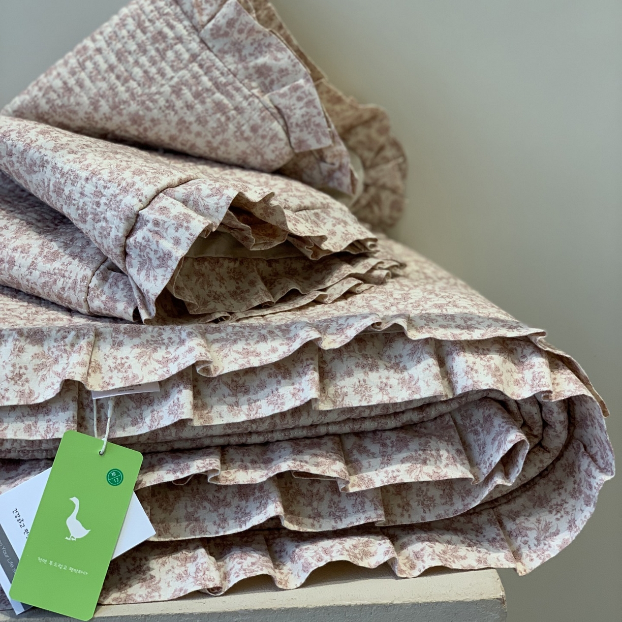 91家纺网 家纺一手货源 找家纺 汇庭 2025秋冬新款麻三月床盖三件套系列 三月