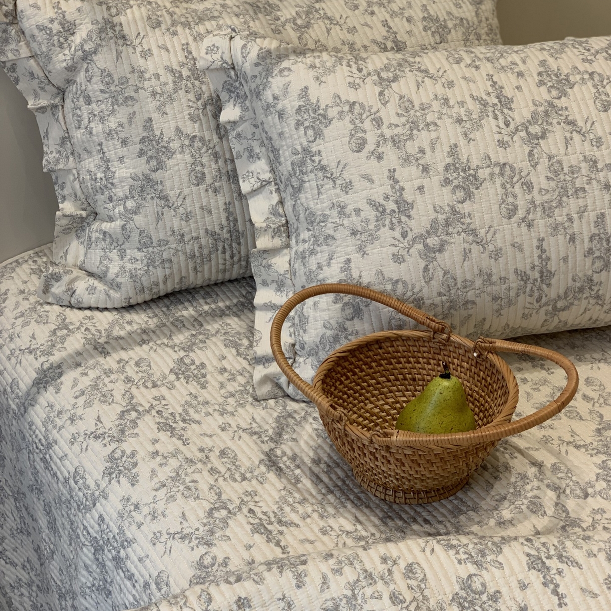 91家纺网 家纺一手货源 找家纺 汇庭 2025秋冬新款麻三月床盖三件套系列 苏梨士