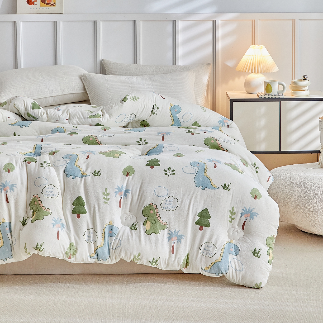 91家纺网 家纺一手货源 找家纺 梦镜家纺 2025新款A类卡通棉花被被子被芯 恐龙星球