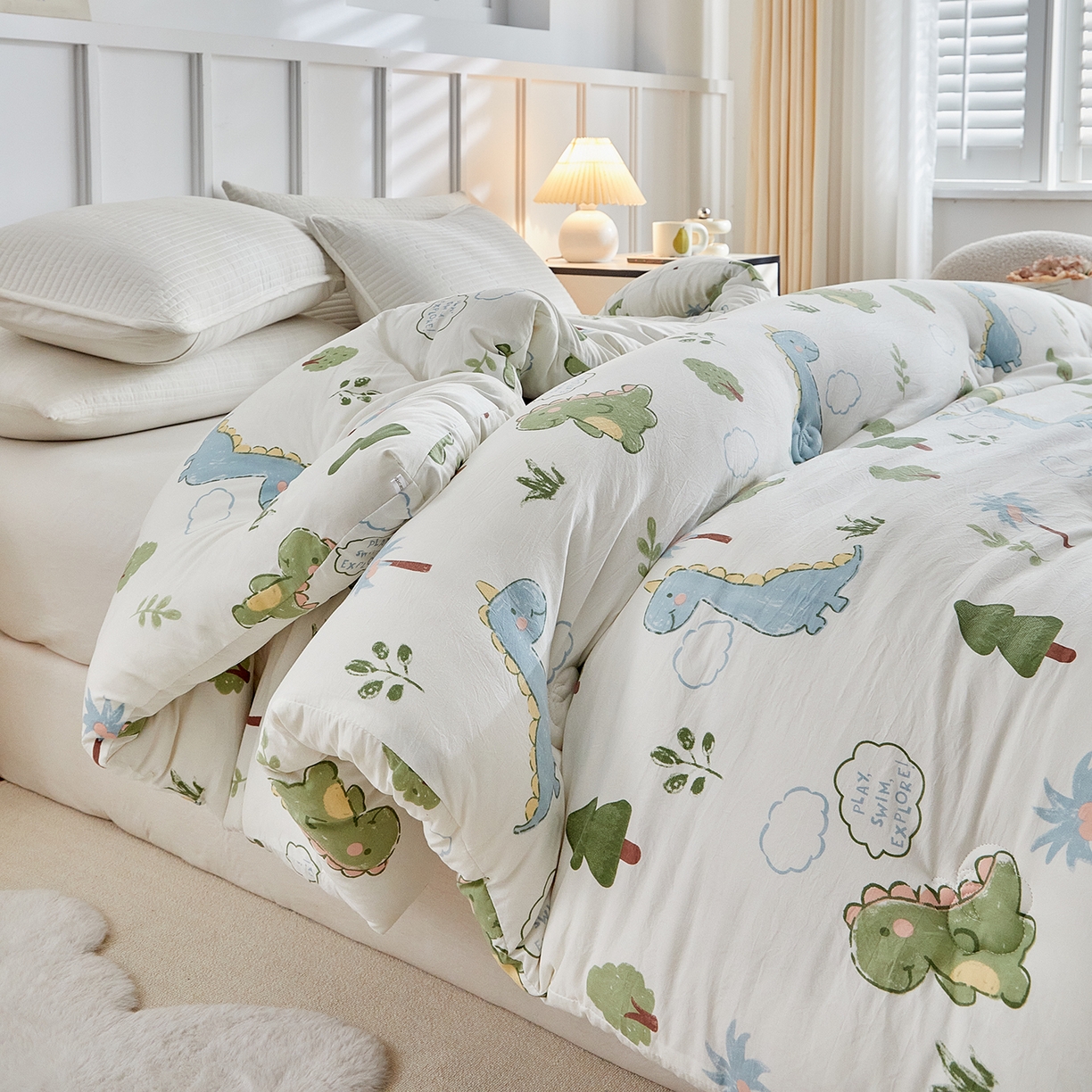 91家纺网 家纺一手货源 找家纺 梦镜家纺 2025新款A类卡通棉花被被子被芯 恐龙星球