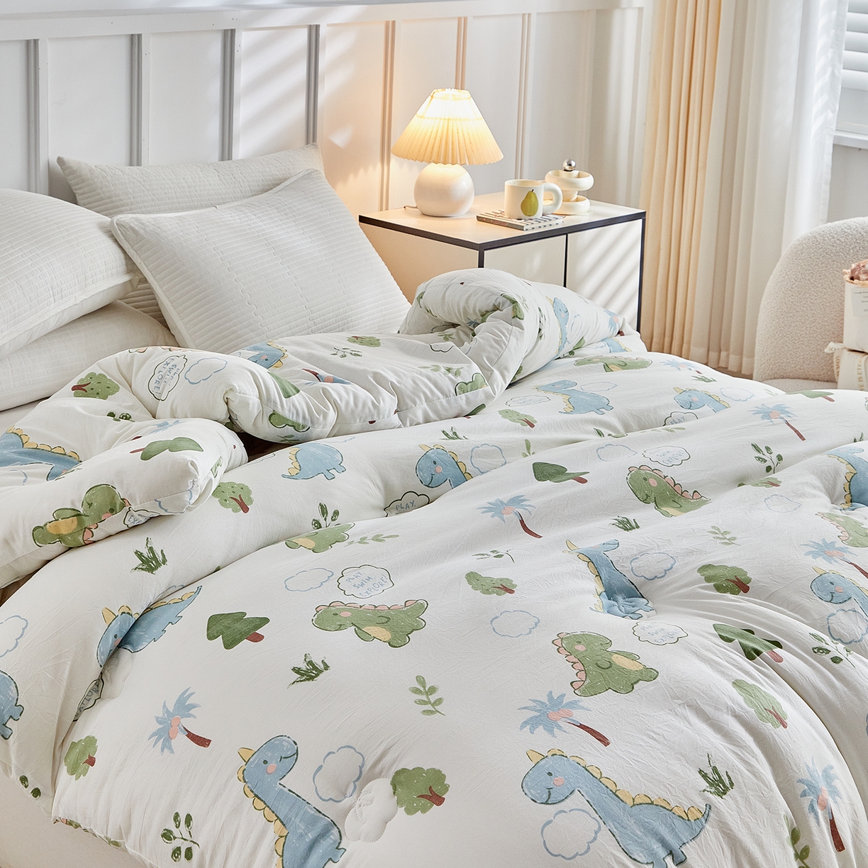 91家纺网 家纺一手货源 找家纺 梦镜家纺 2025新款A类卡通棉花被被子被芯 恐龙星球