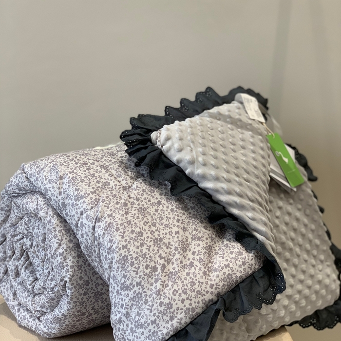 91家纺网 家纺一手货源 找家纺 汇庭 2025秋冬新·花边款单双人豆豆被系列 炊烟