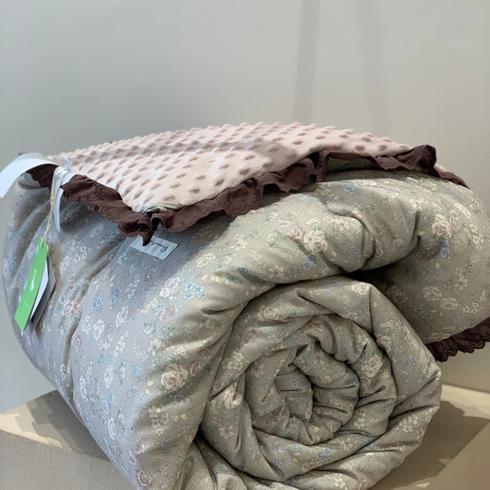 91家纺网 家纺一手货源 找家纺 汇庭 2025秋冬新·花边款单双人豆豆被系列 海花岛