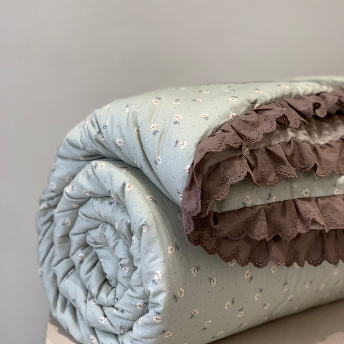 91家纺网 家纺一手货源 找家纺 汇庭 2025秋冬新·花边款单双人豆豆被系列 山海绿