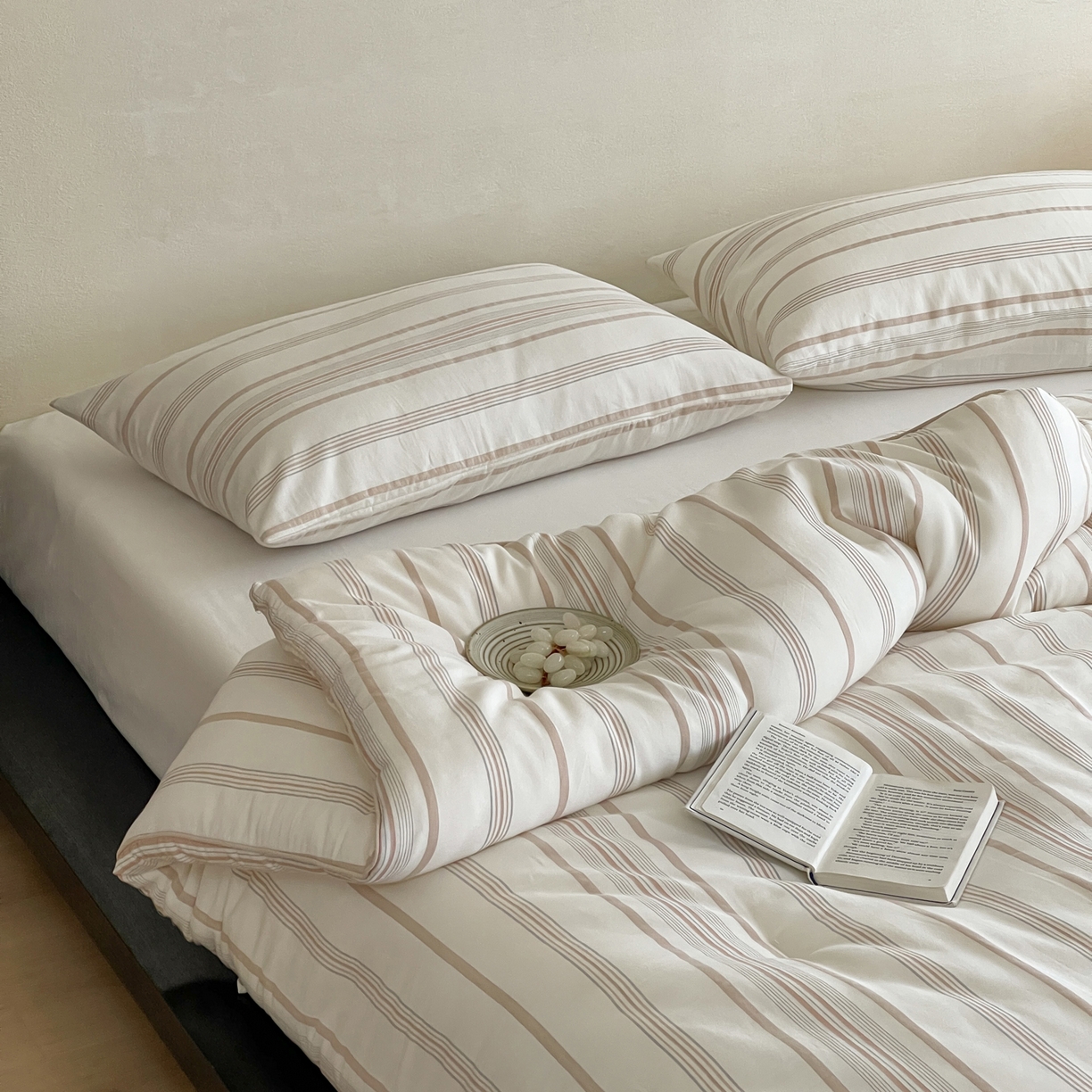 91家纺网 家纺一手货源 找家纺 佳汐蓝家纺 2025新款色织酵洗云感被 夏被 春秋被 冬被 被子被芯 岚图-雾粉