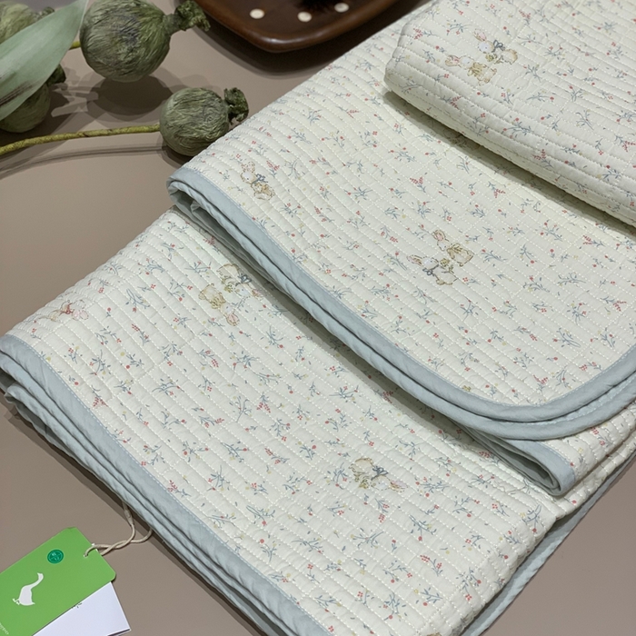 91家纺网 家纺一手货源 找家纺 （总）汇庭 2025秋冬新款慕斯单品床盖系列