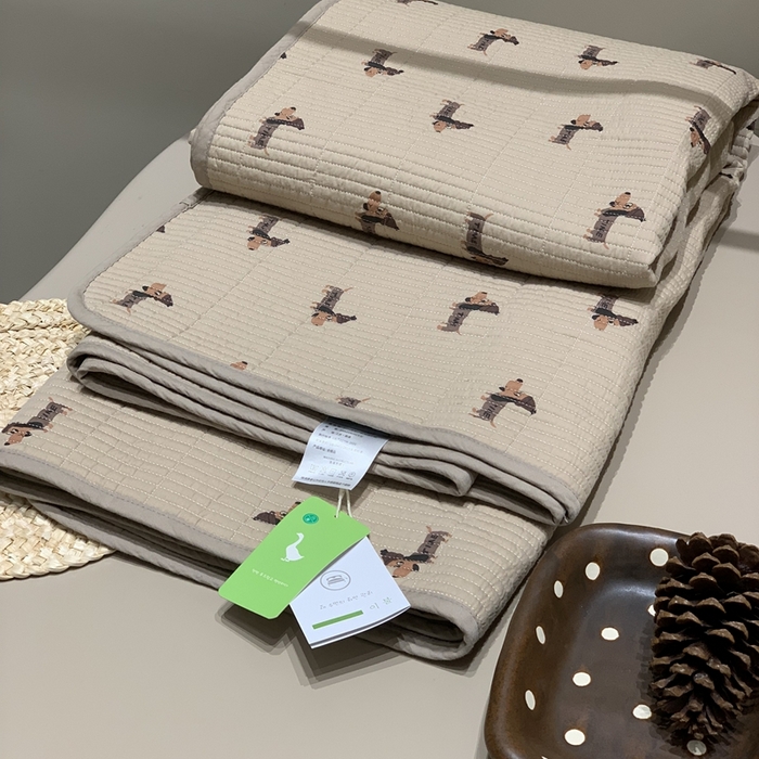 91家纺网 家纺一手货源 找家纺 （总）汇庭 2025秋冬新款慕斯单品床盖系列