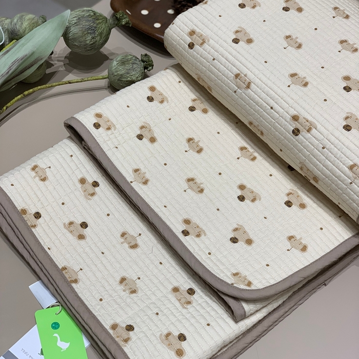 91家纺网 家纺一手货源 找家纺 汇庭 2025秋冬新款慕斯单品床盖系列 布丁象庄园