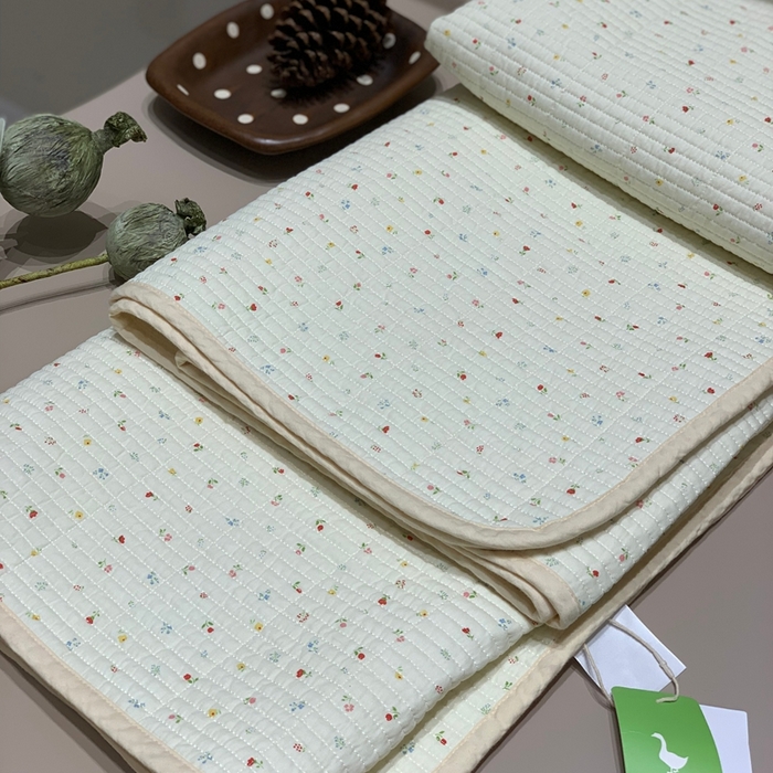 汇庭 2025秋冬新款慕斯单品床盖系列 小花奶油