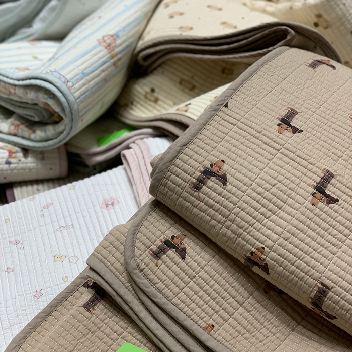 91家纺网 家纺一手货源 找家纺 汇庭 2025秋冬新款慕斯单品床盖系列 组合图仅供参考