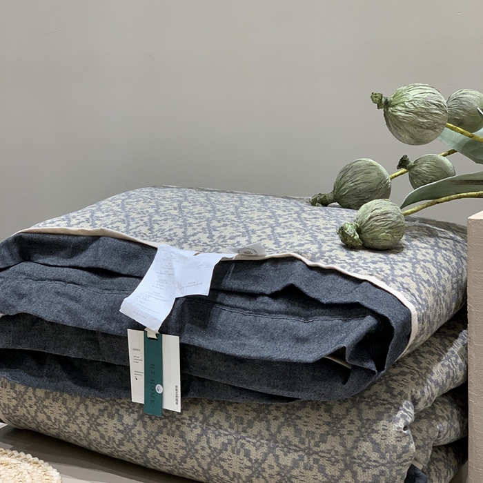 91家纺网 家纺一手货源 找家纺 （总）汇庭 2025秋冬新款·色织大提花春秋被系列