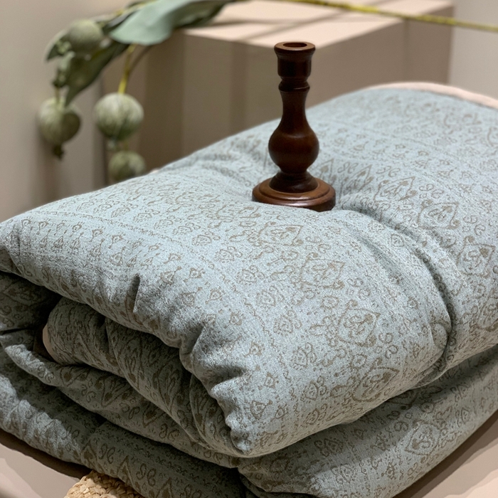 91家纺网 家纺一手货源 找家纺 汇庭 2025秋冬新款·色织大提花春秋被系列 艾比斯蓝